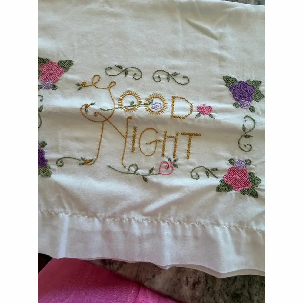 Vintage Bucilla Good Night Embroidered Pillowcases Floral Cottagecore‎ USA T-160
